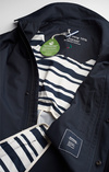 Gustav over coat