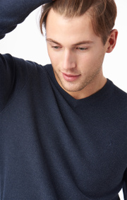 DAVID V-NECK SWEATER