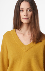 Boomerang - Rutan v-neck sweater - Soleil