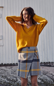 Boomerang - RUTAN V-NECK SWEATER - Soleil