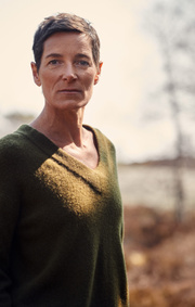 Boomerang - RUTAN V-NECK SWEATER - Winter moss