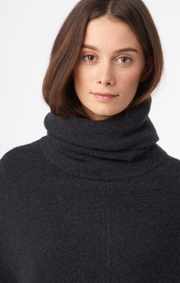 Boomerang - Maggan poncho - Midnight blue