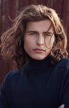 ESBJÖRN TURTLE NECK SWEATER